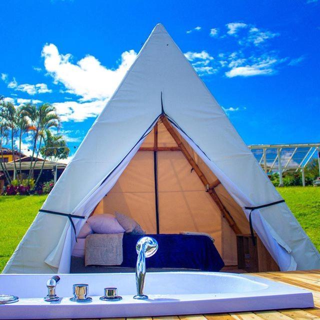 Aw Guatape Glamping Resort Екстериор снимка