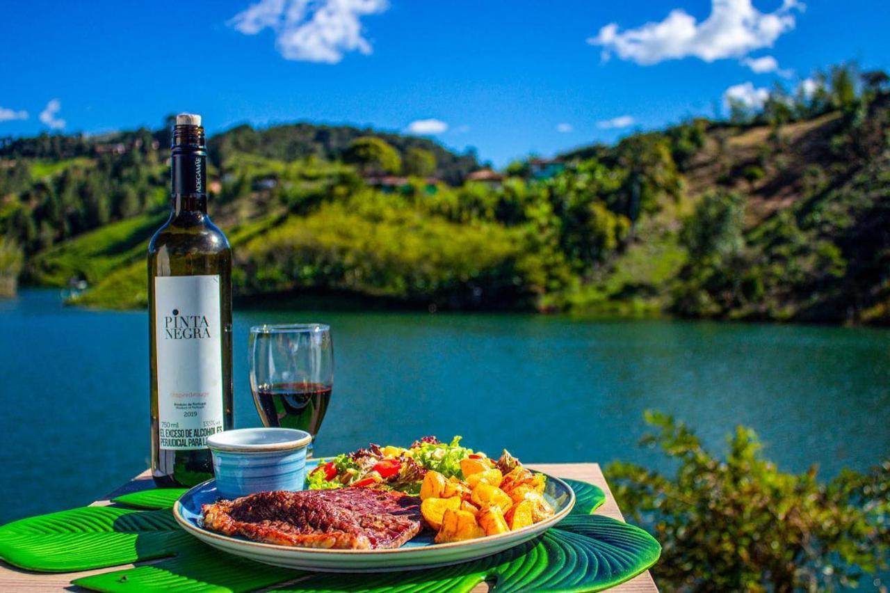 Aw Guatape Glamping Resort Екстериор снимка